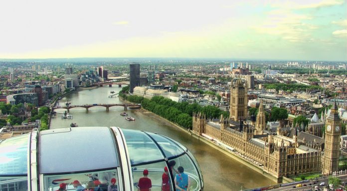 How to explore the beauty of London sitting at home?