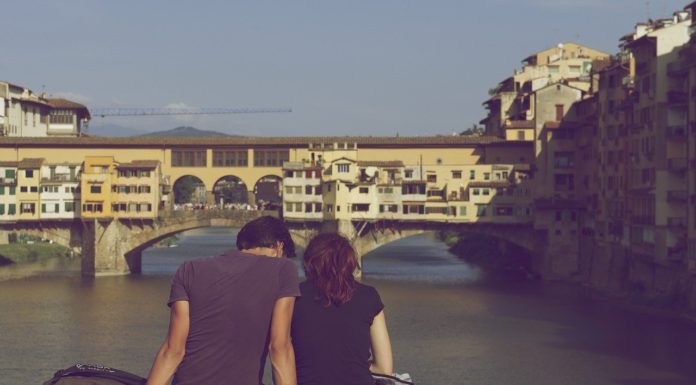 How to explore the beauty of Florence live from home?