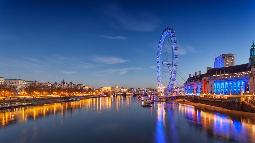 Thames Sunset Sightseeing Cruise Tour